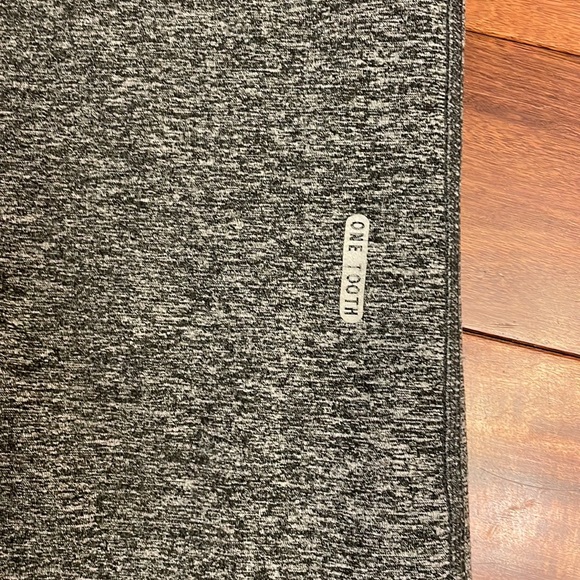 Grey and white crop leggings - Picture 3 of 4